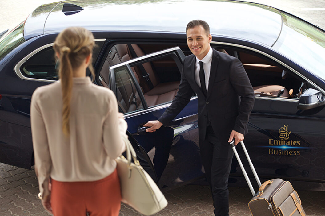 Chauffeur der Emirates Business Class